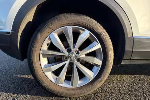 ML18OFZ Volkswagen T-Roc 1.5 TSI EVO Design Euro 6 (s/s) 5dr Thumbnail #22