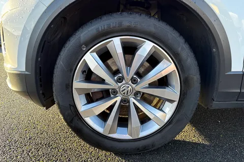 ML18OFZ Volkswagen T-Roc 1.5 TSI EVO Design Euro 6 (s/s) 5dr Thumbnail #23