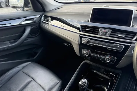 LB21FLH BMW X1 1.5 18i xLine sDrive Euro 6 (s/s) 5dr Thumbnail #19