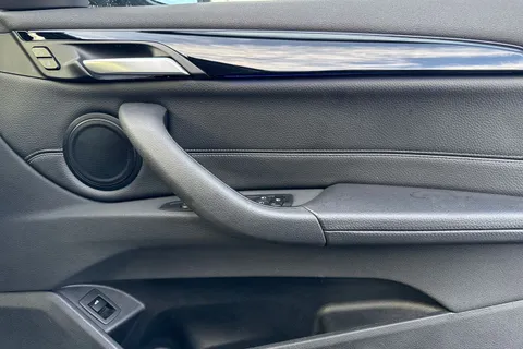 LB21FLH BMW X1 1.5 18i xLine sDrive Euro 6 (s/s) 5dr Thumbnail #20