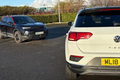 ML18OFZ Volkswagen T-Roc 1.5 TSI EVO Design Euro 6 (s/s) 5dr Thumbnail #33