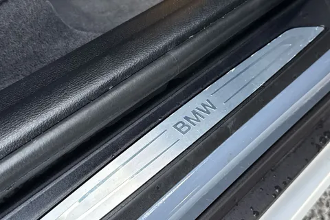 LB21FLH BMW X1 1.5 18i xLine sDrive Euro 6 (s/s) 5dr Thumbnail #31