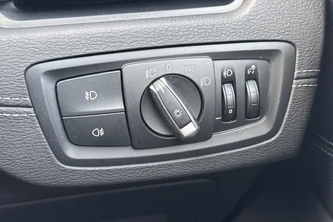 LB21FLH BMW X1 1.5 18i xLine sDrive Euro 6 (s/s) 5dr Thumbnail #35