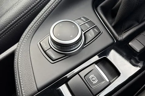 LB21FLH BMW X1 1.5 18i xLine sDrive Euro 6 (s/s) 5dr Thumbnail #43