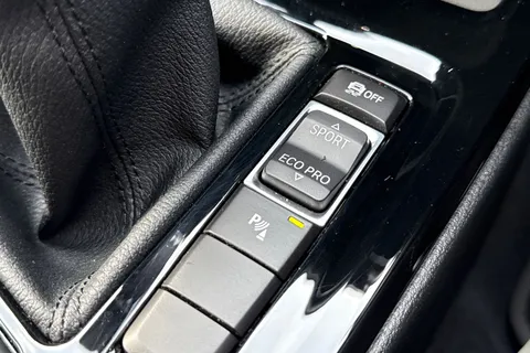 LB21FLH BMW X1 1.5 18i xLine sDrive Euro 6 (s/s) 5dr Thumbnail #47