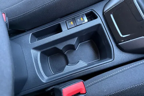 ML18OFZ Volkswagen T-Roc 1.5 TSI EVO Design Euro 6 (s/s) 5dr Thumbnail #57