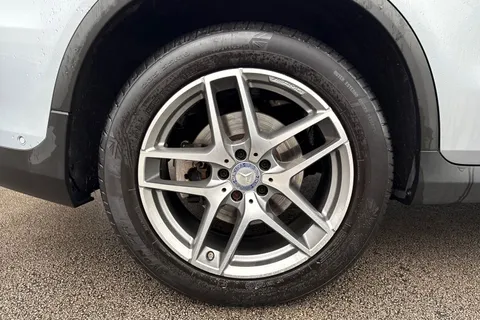 YT66MBO Mercedes-Benz Glc GLC 250d 4Matic AMG Line Premium 5dr 9G-Tronic Thumbnail #10