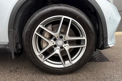 YT66MBO Mercedes-Benz Glc GLC 250d 4Matic AMG Line Premium 5dr 9G-Tronic Thumbnail #11