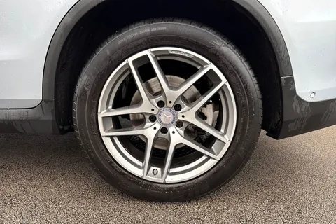 YT66MBO Mercedes-Benz Glc GLC 250d 4Matic AMG Line Premium 5dr 9G-Tronic Thumbnail #12