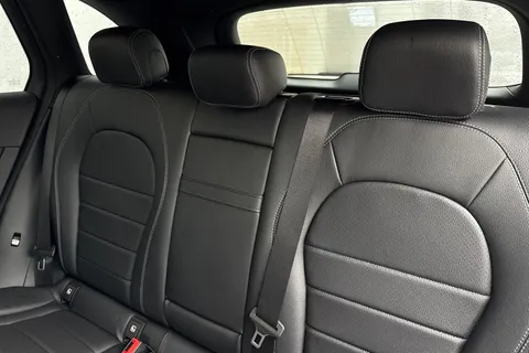 YT66MBO Mercedes-Benz Glc GLC 250d 4Matic AMG Line Premium 5dr 9G-Tronic Thumbnail #19