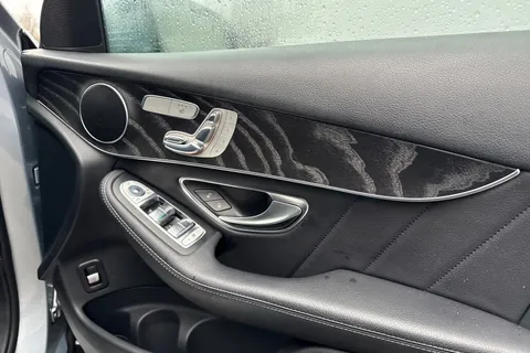 YT66MBO Mercedes-Benz Glc GLC 250d 4Matic AMG Line Premium 5dr 9G-Tronic Thumbnail #21