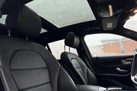 YT66MBO Mercedes-Benz Glc GLC 250d 4Matic AMG Line Premium 5dr 9G-Tronic Thumbnail #24