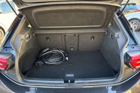 FH71KJX Volkswagen ID.3 150kW Family Pro Performance 58kWh 5dr Auto Thumbnail #7