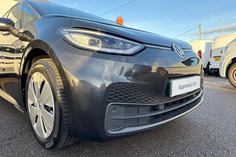FH71KJX Volkswagen ID.3 150kW Family Pro Performance 58kWh 5dr Auto Thumbnail #9