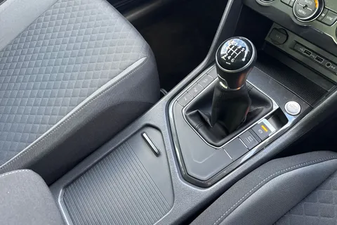 MT69PNO Volkswagen Tiguan 1.5 TSI EVO Match Euro 6 (s/s) 5dr Thumbnail #23