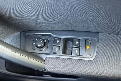 MT69PNO Volkswagen Tiguan 1.5 TSI EVO Match Euro 6 (s/s) 5dr Thumbnail #40
