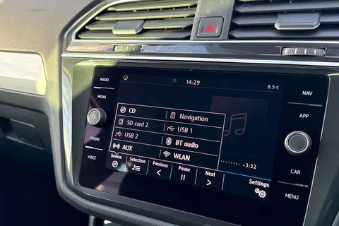 MT69PNO Volkswagen Tiguan 1.5 TSI EVO Match Euro 6 (s/s) 5dr Thumbnail #49