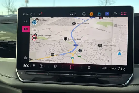 MJ75JTV Volkswagen Passat 1.5 TSI eHybrid 272 Elegance 5dr DSG **TOW BAR + LEATHER INTERIOR + 19' LEE Thumbnail #16