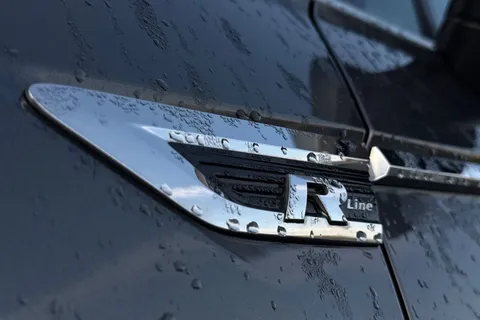 PE20PKF Volkswagen Tiguan 2.0 TSI R-Line Tech DSG 4Motion Euro 6 (s/s) 5dr Thumbnail #26