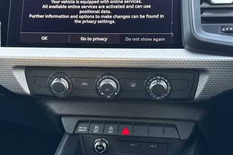 DN72RFL Audi A1 Black Edition 30 TFSI 110 PS 6-speed Thumbnail #22