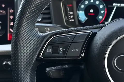 DN72RFL Audi A1 Black Edition 30 TFSI 110 PS 6-speed Thumbnail #35