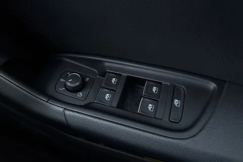 DN72RFL Audi A1 Black Edition 30 TFSI 110 PS 6-speed Thumbnail #40