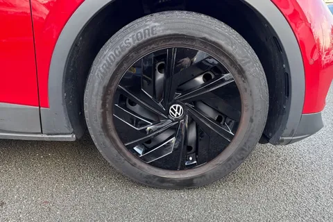 RY72AYP Volkswagen ID.4 109kW Life Pure 52kWh 5dr Auto Thumbnail #9