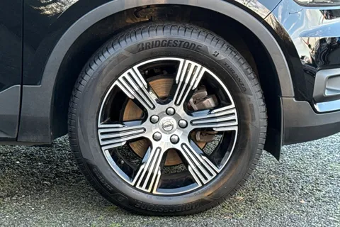 BK70HDG Volvo Xc40 2.0 B4 MHEV Inscription Auto Euro 6 (s/s) 5dr Thumbnail #11