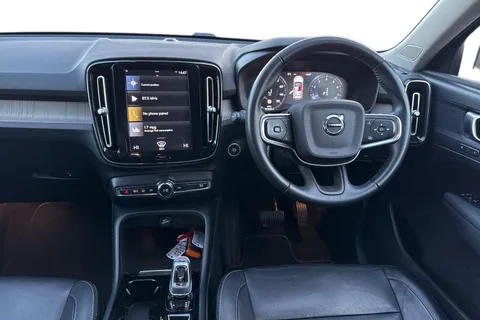 BK70HDG Volvo Xc40 2.0 B4 MHEV Inscription Auto Euro 6 (s/s) 5dr Thumbnail #19