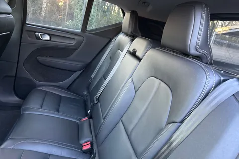 BK70HDG Volvo Xc40 2.0 B4 MHEV Inscription Auto Euro 6 (s/s) 5dr Thumbnail #20