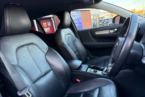 BK70HDG Volvo Xc40 2.0 B4 MHEV Inscription Auto Euro 6 (s/s) 5dr Thumbnail #25