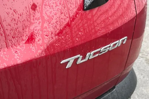 DG71EYL Hyundai Tucson 1.6 TGDi Premium 5dr 2WD Thumbnail #27