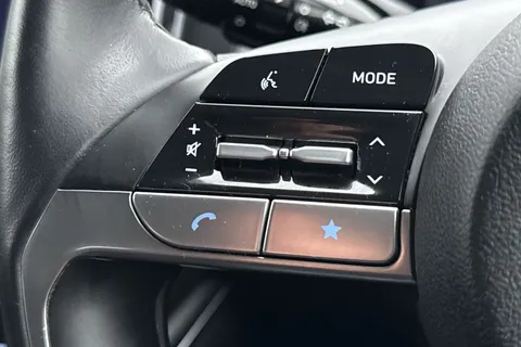 DG71EYL Hyundai Tucson 1.6 TGDi Premium 5dr 2WD Thumbnail #36