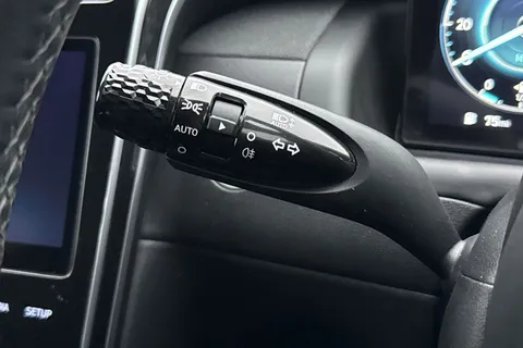 DG71EYL Hyundai Tucson 1.6 TGDi Premium 5dr 2WD Thumbnail #37