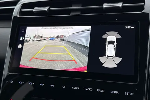 DG71EYL Hyundai Tucson 1.6 TGDi Premium 5dr 2WD Thumbnail #43