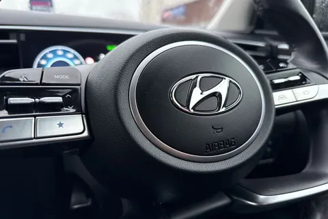 DG71EYL Hyundai Tucson 1.6 TGDi Premium 5dr 2WD Thumbnail #44