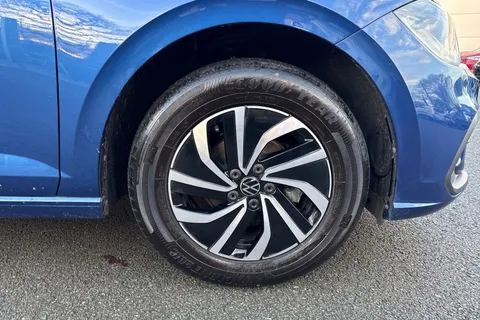 DG73JYV Volkswagen Polo 1.0 TSI Life 5dr | Parking Sensors | ACC Thumbnail #9
