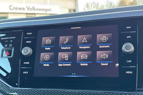 DG73JYV Volkswagen Polo 1.0 TSI Life 5dr | Parking Sensors | ACC Thumbnail #16