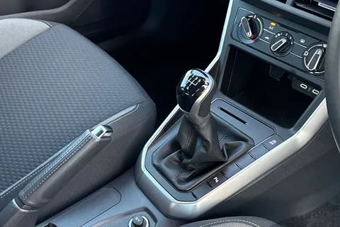 DG73JYV Volkswagen Polo 1.0 TSI Life 5dr | Parking Sensors | ACC Thumbnail #22