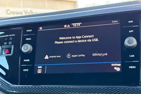 DG73JYV Volkswagen Polo 1.0 TSI Life 5dr | Parking Sensors | ACC Thumbnail #29