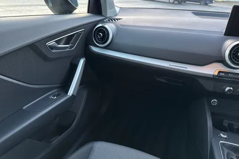 PL72WKY Audi Q2 Sport 35 TFSI  150 PS 6-speed Thumbnail #19