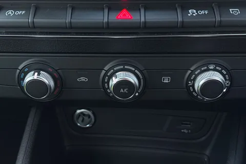 PL72WKY Audi Q2 Sport 35 TFSI  150 PS 6-speed Thumbnail #21