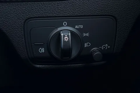 PL72WKY Audi Q2 Sport 35 TFSI  150 PS 6-speed Thumbnail #30