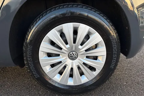 GF67JRX Volkswagen Golf 1.6 TDI S 5dr Thumbnail #11