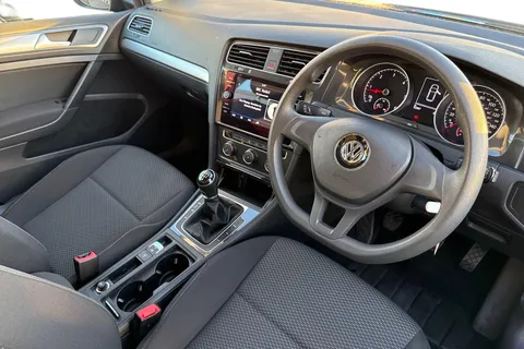 GF67JRX Volkswagen Golf 1.6 TDI S 5dr Thumbnail #14