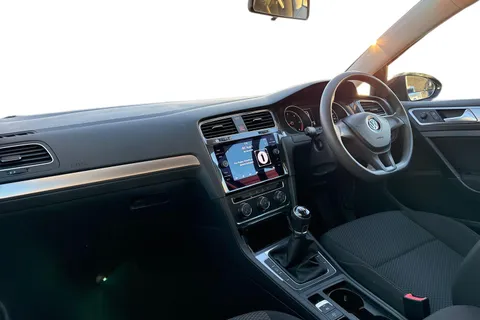 GF67JRX Volkswagen Golf 1.6 TDI S 5dr Thumbnail #15