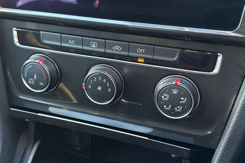 GF67JRX Volkswagen Golf 1.6 TDI S 5dr Thumbnail #22