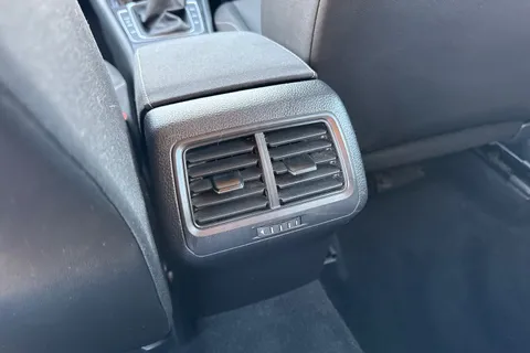 GF67JRX Volkswagen Golf 1.6 TDI S 5dr Thumbnail #33