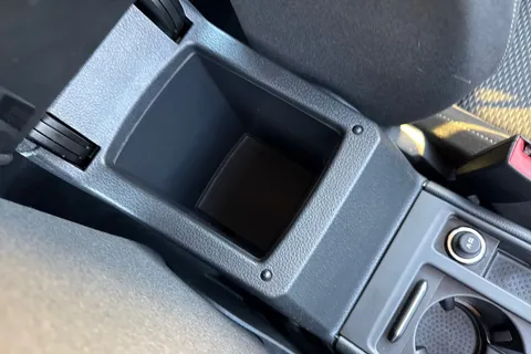 GF67JRX Volkswagen Golf 1.6 TDI S 5dr Thumbnail #37