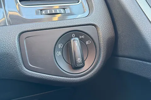 GF67JRX Volkswagen Golf 1.6 TDI S 5dr Thumbnail #39